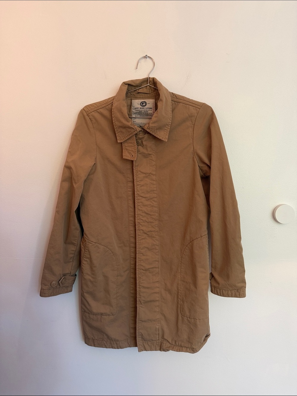 Lucky Brand Tan Trench Coat - Classic Lightweight Design